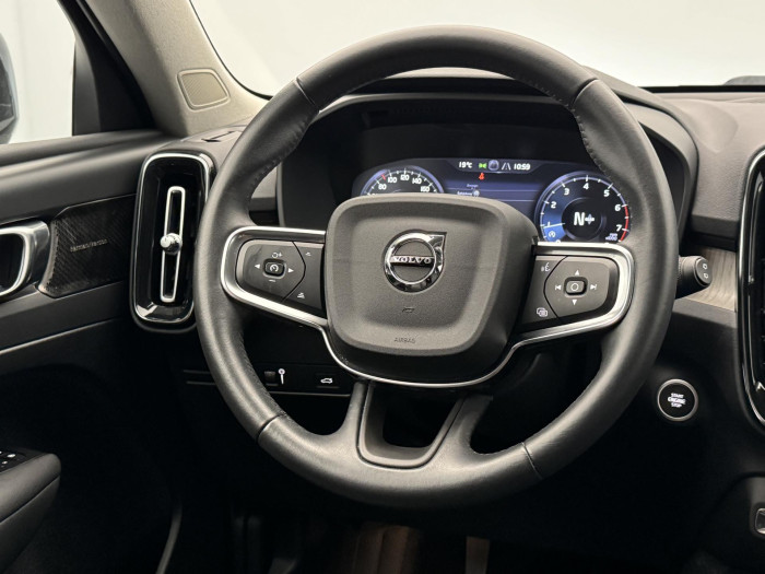 Volvo XC40 T3 INSCRIPTION