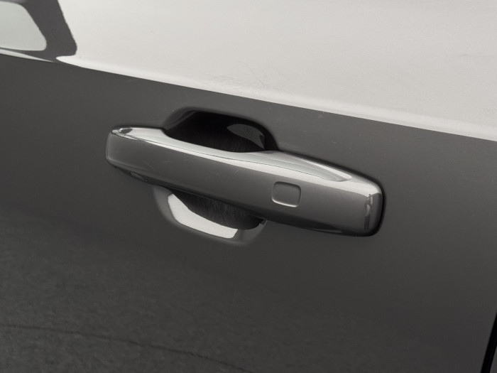 Volvo XC90 B5 AWD PLUS DARK CZ 1.maj