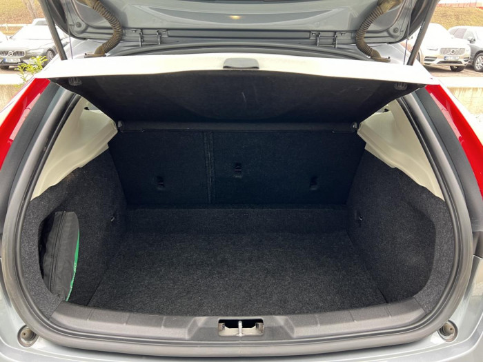 Volvo V40 D2 MOMENTUM 1.maj. 2.0 d Momentum