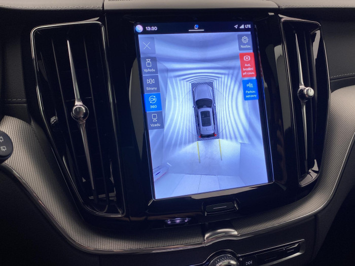 Volvo XC60 B5 AWD BLACK EDITION ULTRA 2.0 Edition