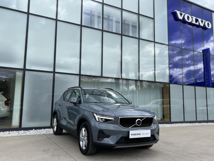 Volvo XC40 T2 ESSENTIAL CZ