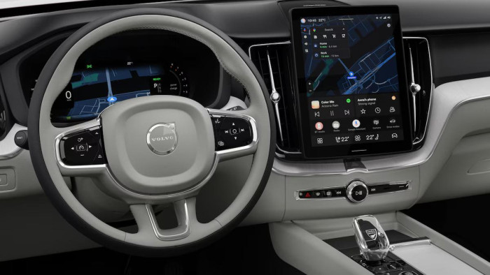 Volvo XC60 B5 AWD DARK PLUS AUT