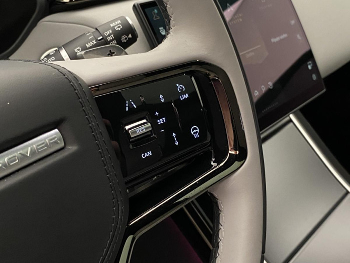 Land Rover Range Rover Velar D300 SE AUT AWD REZERVACE 3.0 d SE