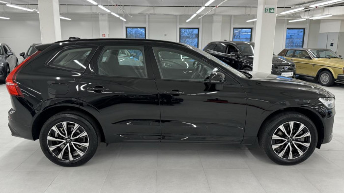 Volvo XC60 B4 AWD PLUS DARK REZERVACE 2.0 Plus