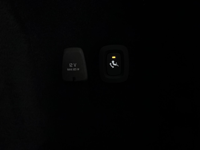 Volvo V60 B4 MOMENTUM PRO AUT 2.0 Momentum