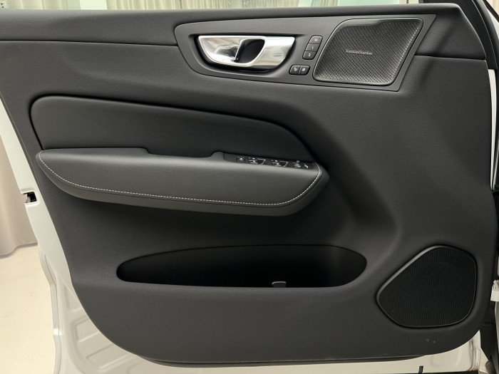 Volvo XC60 T6 AWD RECHARGE PLUS BRIGHT