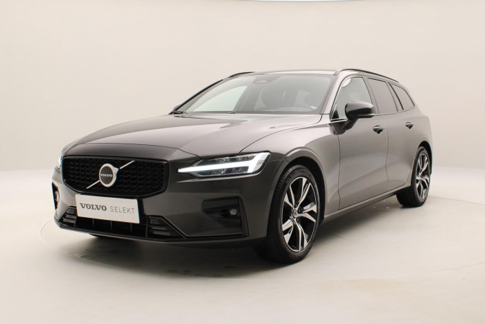 Volvo V60 B4 PLUS DARK AUT 1.maj