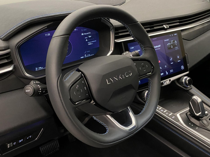 Lynk & Co 01 PHEV DCT AUT REZERVACE