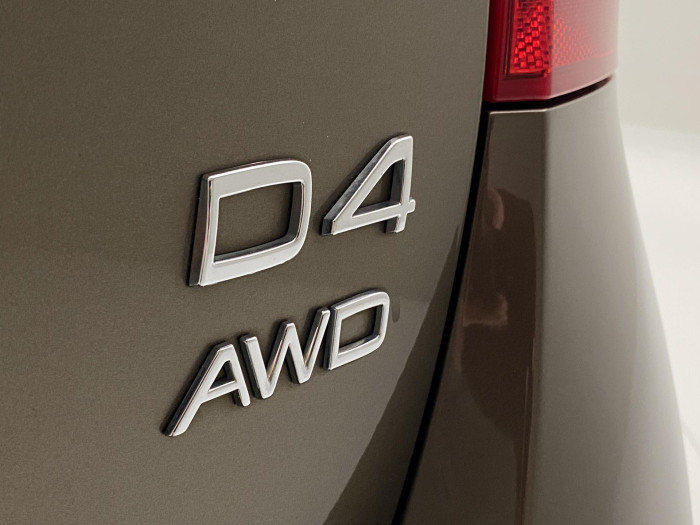 Volvo V60 CC D4 AWD SUMMUM AUT 2.4 d CC CC Summum