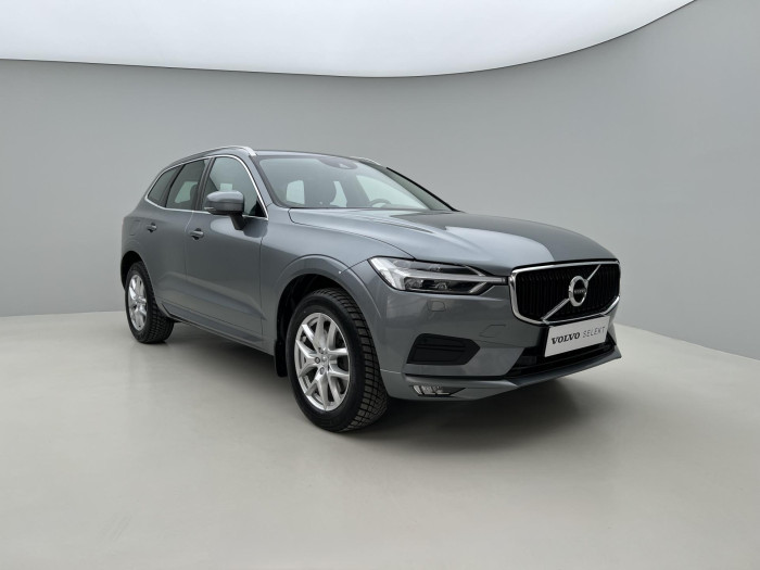 Volvo XC60 B4 AWD MOMENTUM AUT 2.0 Momentum