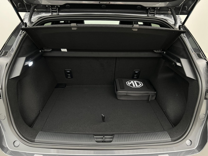 MG MG4 XPOWER 320kW 64kWh