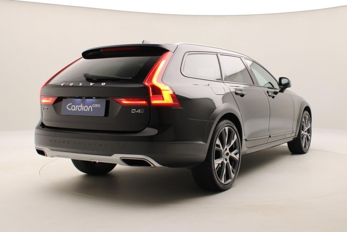 Volvo V90 CC D4 INSCRIPTION REZERVACE 2.0 d CC CC