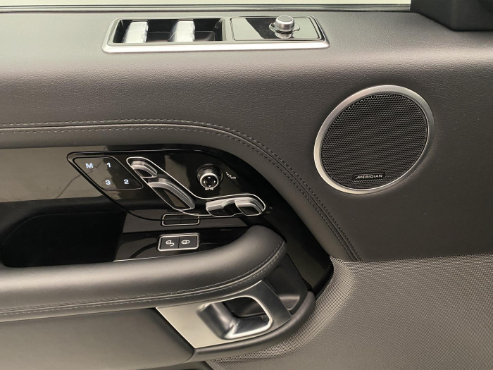 Land Rover Range Rover P525 VOGUE AWD AUT REZERVACE