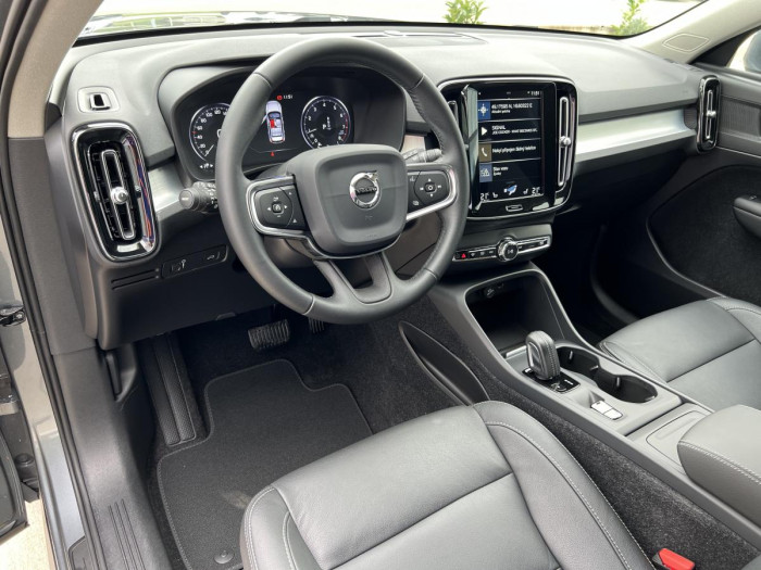 Volvo XC40 T5 AWD MOMENTUM Aut 2.0 Momentum