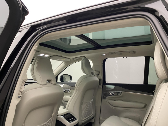 Volvo XC90 T8 AWD ULTRA DARK AUT CZ 7m