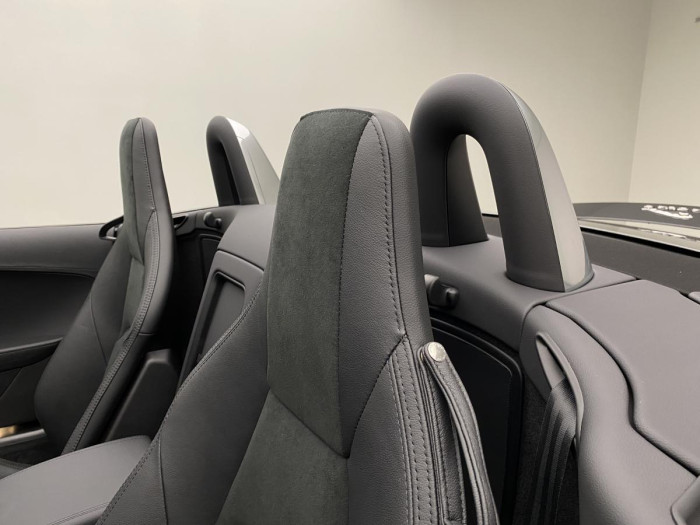 Jaguar F-Type P300 CABRIOLET RWD