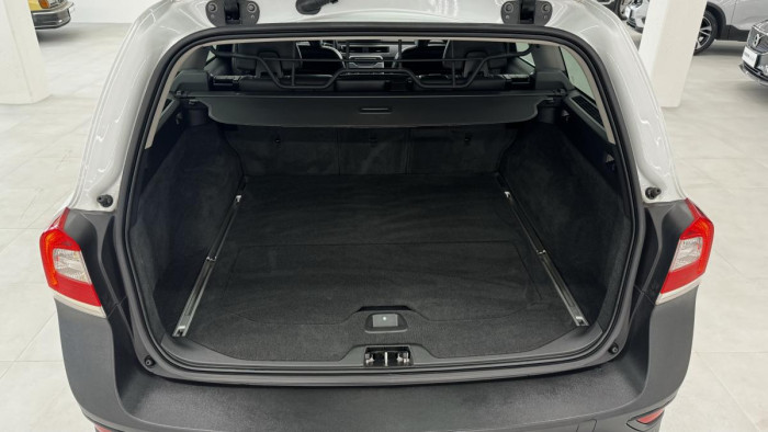 Volvo XC70 D4 AWD BLACK EDITION REZERVACE 2.4 d Edition