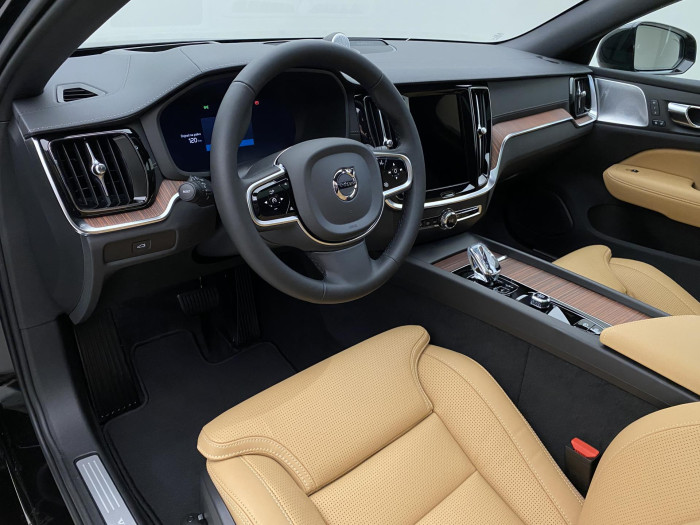 Volvo V60 B4 AUT DARK ULTRA