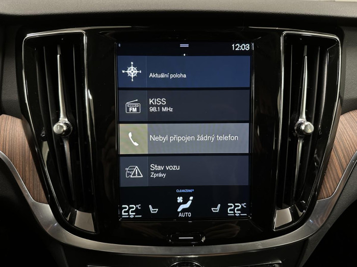 Volvo V60 D3 MOMENTUM REZERVACE 2.0 d Momentum