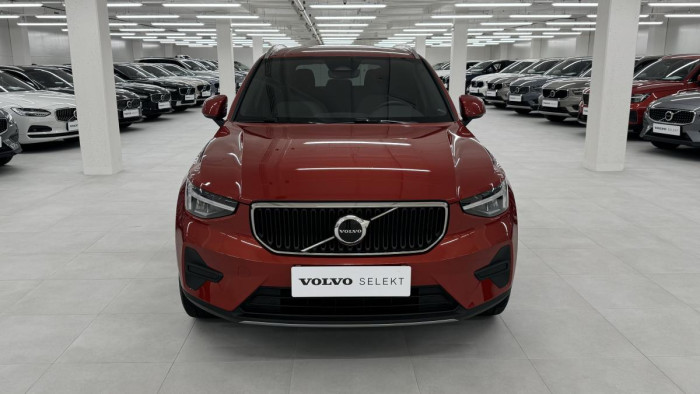 Volvo XC40 B3 CORE AUT REZERVACE