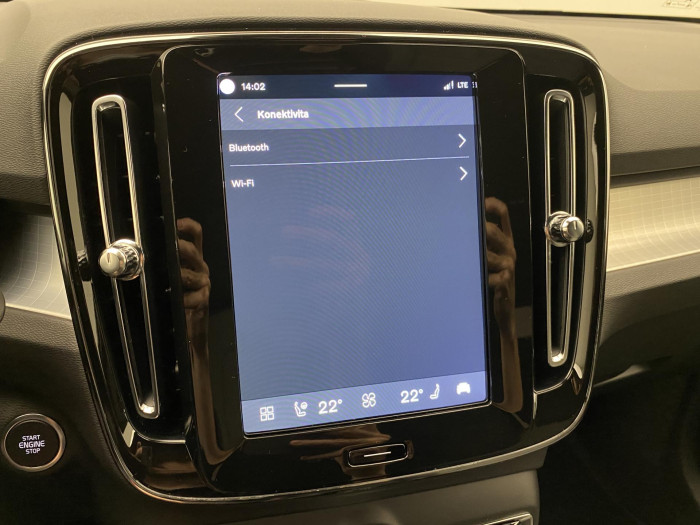 Volvo XC40 B3 AUT DARK PLUS