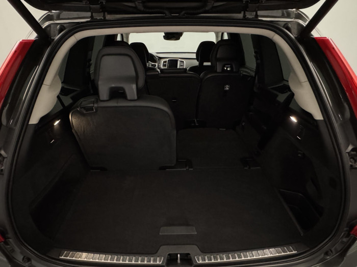 Volvo XC90 D4 AWD MOMENTUM AUT 7M 2.0 d Momentum