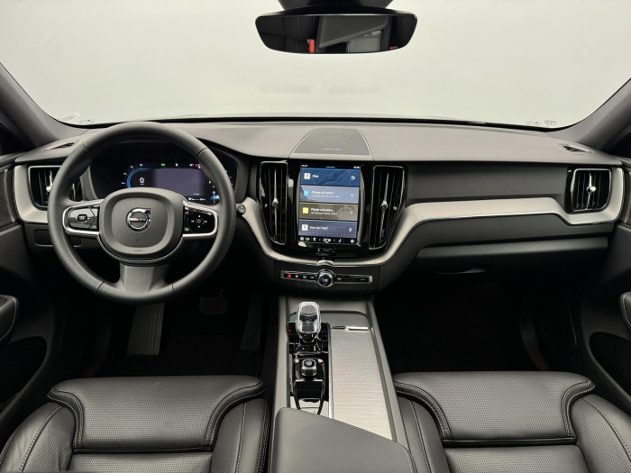 Volvo XC60 B5 AWD BLACK EDITION AUT 2.0 Edition