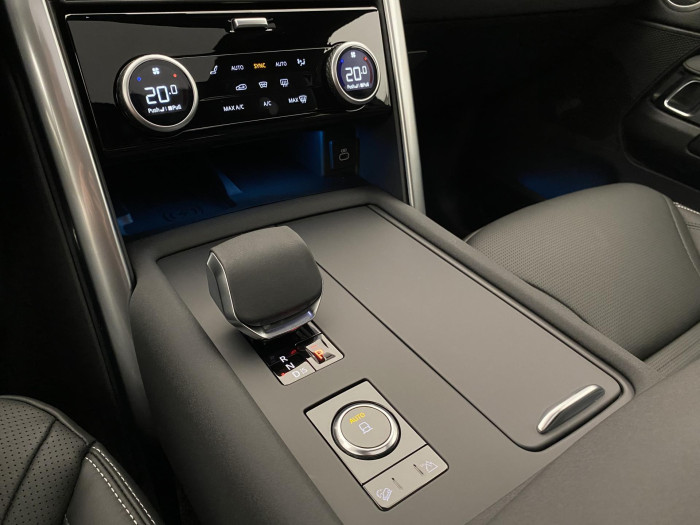 Land Rover Discovery D350 DYNAMIC HSE REZERVACE 3.0 d Dynamic