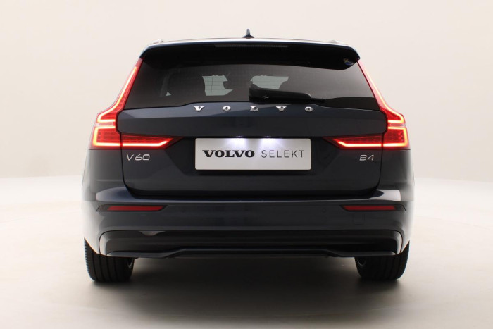 Volvo V60 B4 DARK PLUS AUT 1.maj. 2.0 Plus