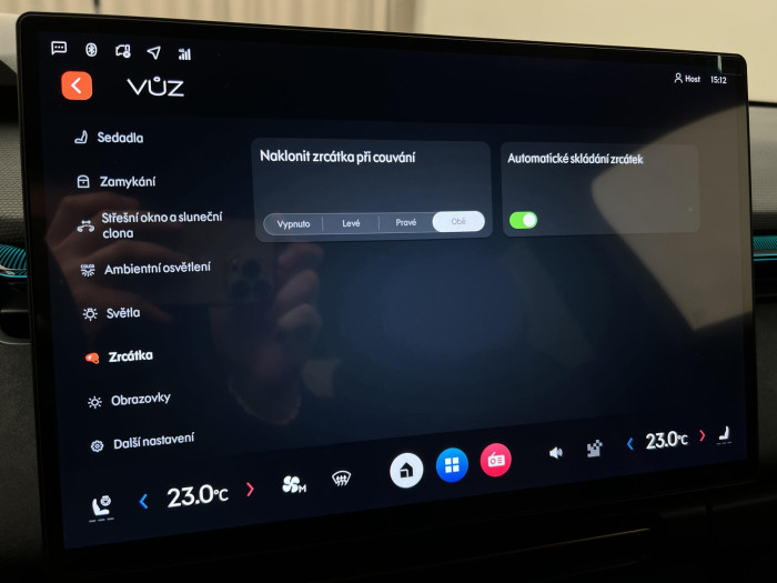 Lynk & Co 08 MORE PHEV