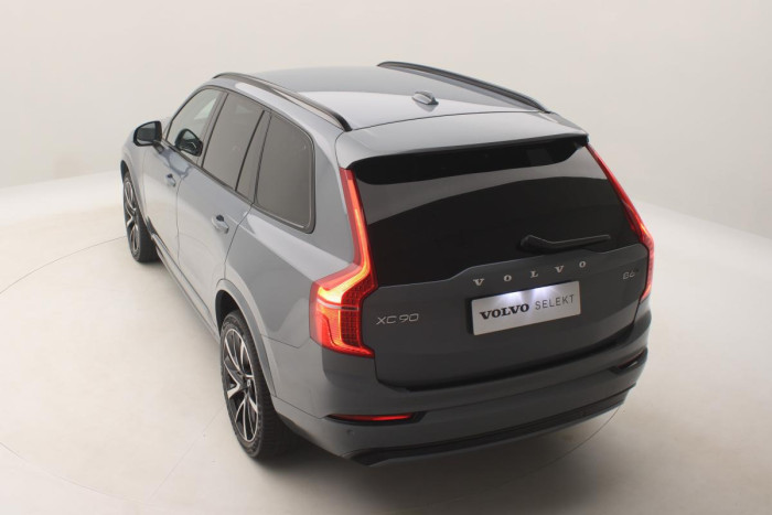 Volvo XC90 B6 AWD PLUS DARK AUT CZ 1.maj