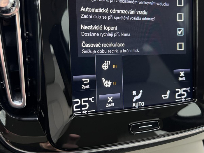 Volvo XC40 T3 MOMENTUM 1.maj. 1.5 Momentum