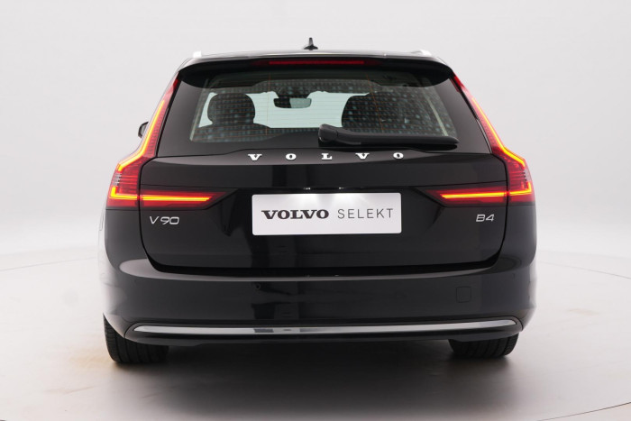 Volvo V90 B4 BRIGHT PLUS AUT 1.maj