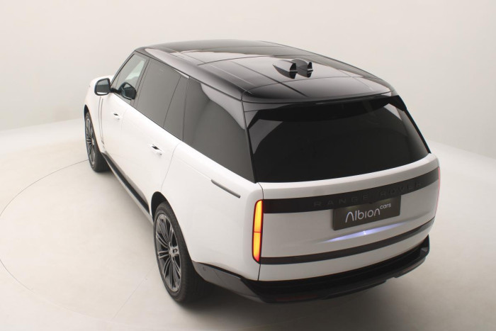 Land Rover Range Rover P530 AUTOBIOGRAPHY LWB