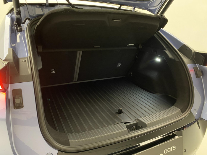 Lynk & Co 02 MORE předváděcí vůz