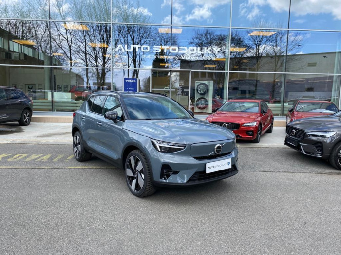 Volvo XC40 PURE ELECTRIC RECHARGE AUT AWD