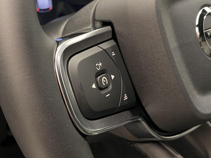 Volvo XC40 B3 AUT PLUS BLACK EDITION