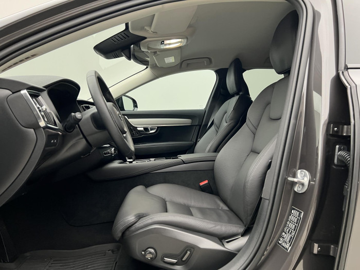 Volvo V90 T6 AWD RECHARGE PLUS DARK AUT