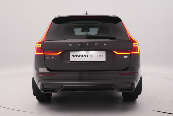 Volvo XC60 T6 AWD RECHARGE DARK 1.maj