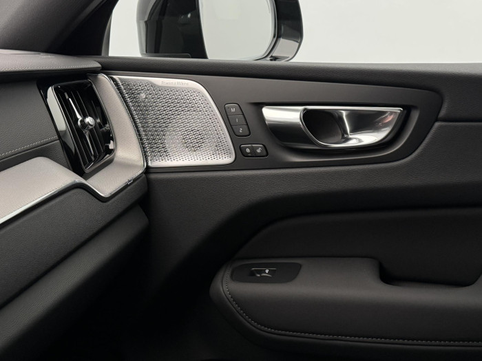 Volvo XC60 T8 AWD AUT ULTRA BLACK EDITON