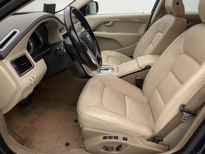 Volvo XC70 D5 AWD SUMMUM AUT CZ 2.4 d Summum