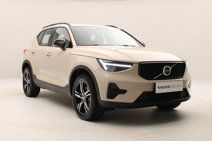 Volvo XC40 B3 DARK PLUS AUT CZ 1.maj