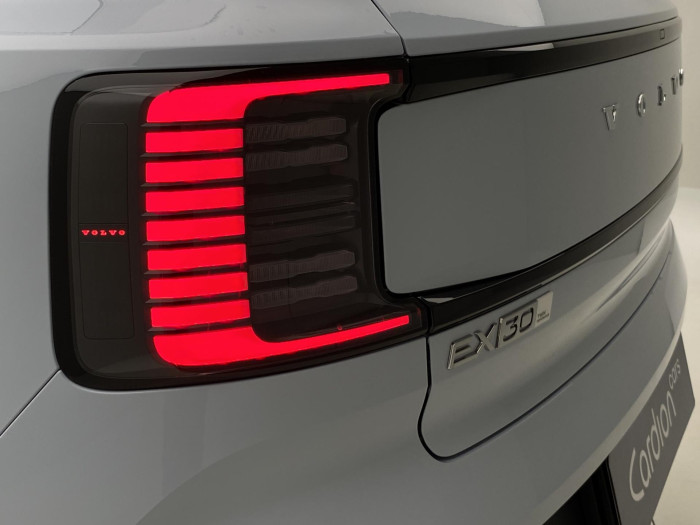 Volvo EX30 PURE ELECTRIC TWIN AWD ULTRA