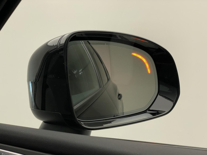 Volvo XC60 T6 AWD ULTRA DARK AUT CZ