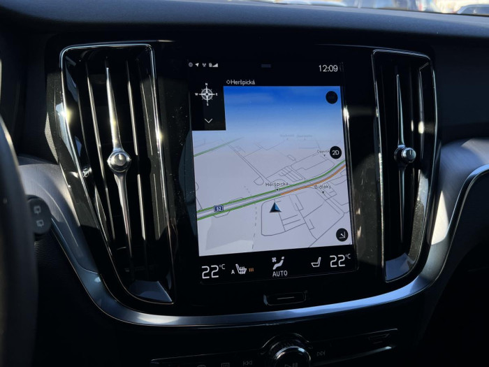 Volvo V60 D4 MOMENTUM POLESTAR Aut 1.maj 2.0 d Momentum