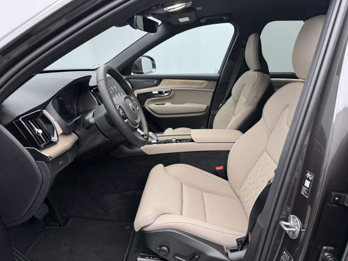 Volvo XC90 B5 AWD AUT BRIGHT PLUS 7míst