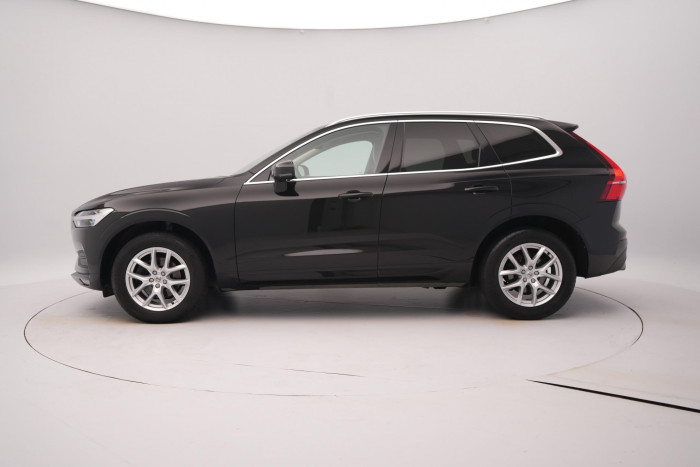 Volvo XC60 D4 MOMENTUM CZ REZERVACE 2.0 d Momentum