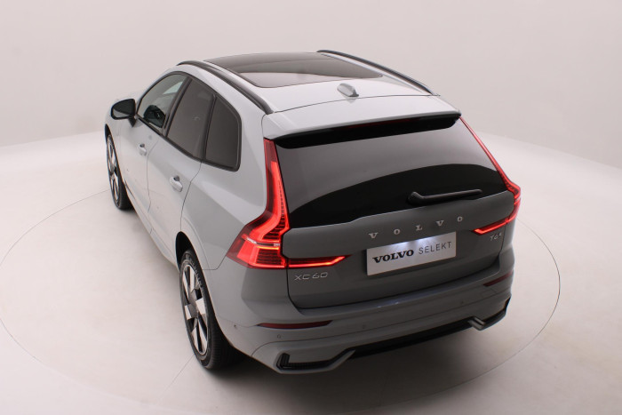Volvo XC60 T6 AWD PLUG-IN DARK PLUS AUT