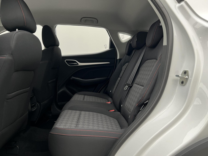 MG ZS 1.5 ESSENTIAL PLUS CZ 1.maj.