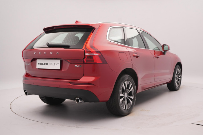 Volvo XC60 B4 AWD MOMENTUM PRO CZ 1.maj 2.0 Momentum